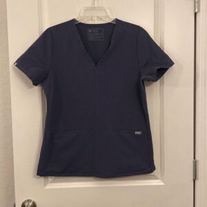 Figs scrub top size medium ￼